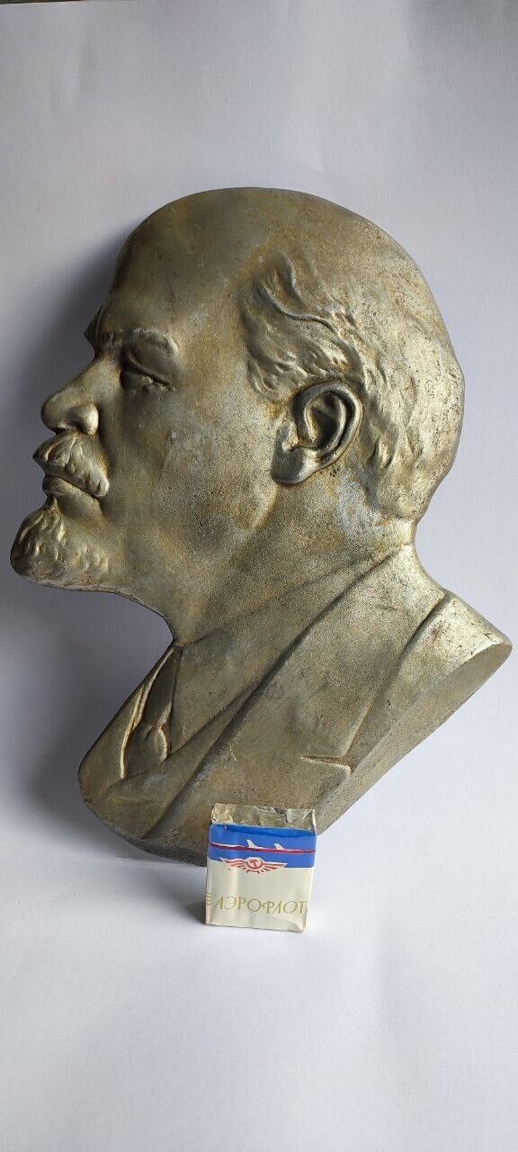 Sculpture bust of Lenin from the honor board of the USSR, vintage 1950s