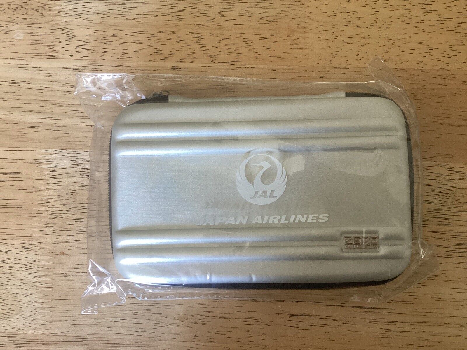 Zero Halliburton / Japan Airlines Amenity Kit