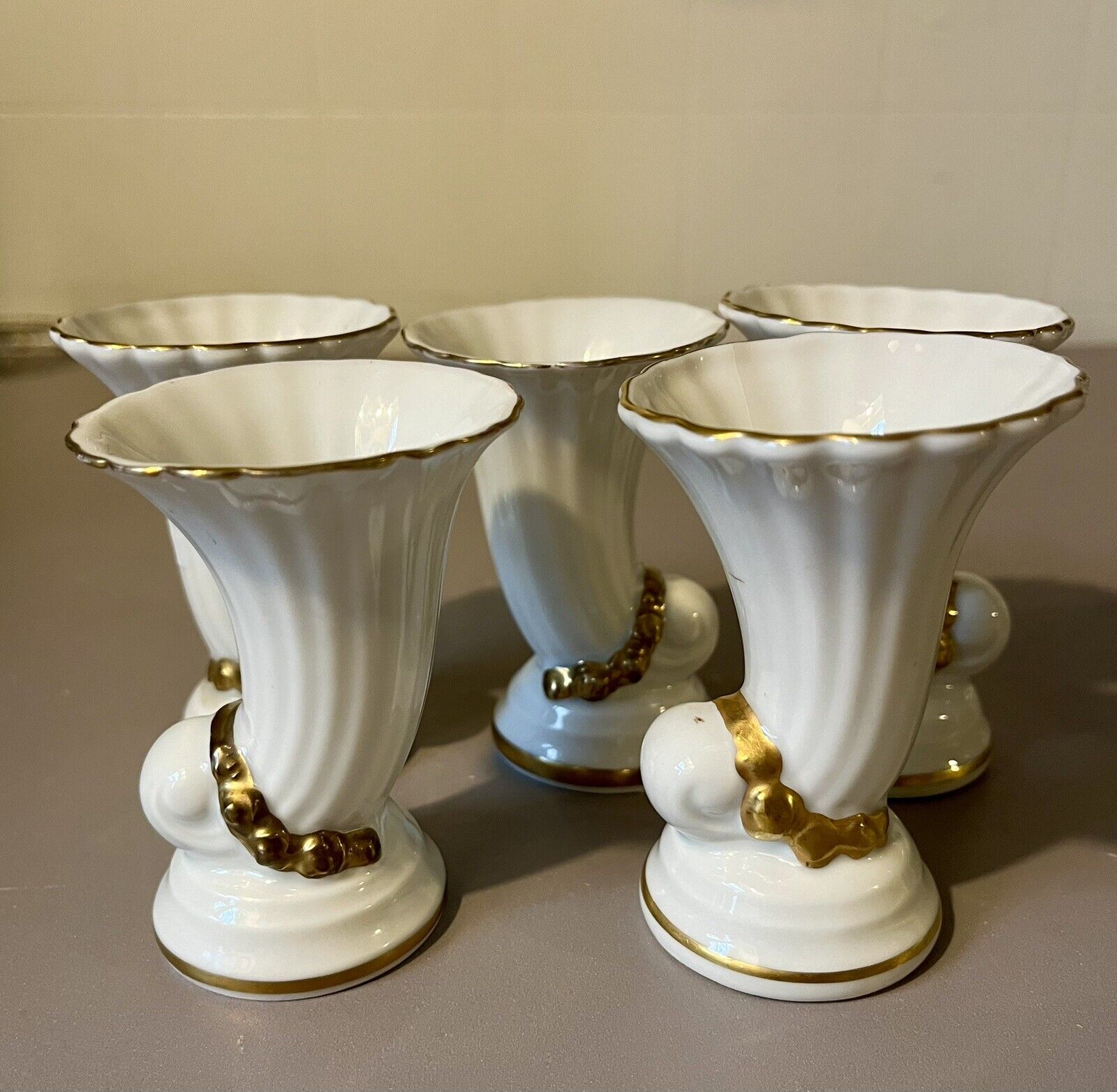 Vintage Goldcastle Horn Of Plenty Cornucopia Mini Vases With Gold Trim (5) 3.5”