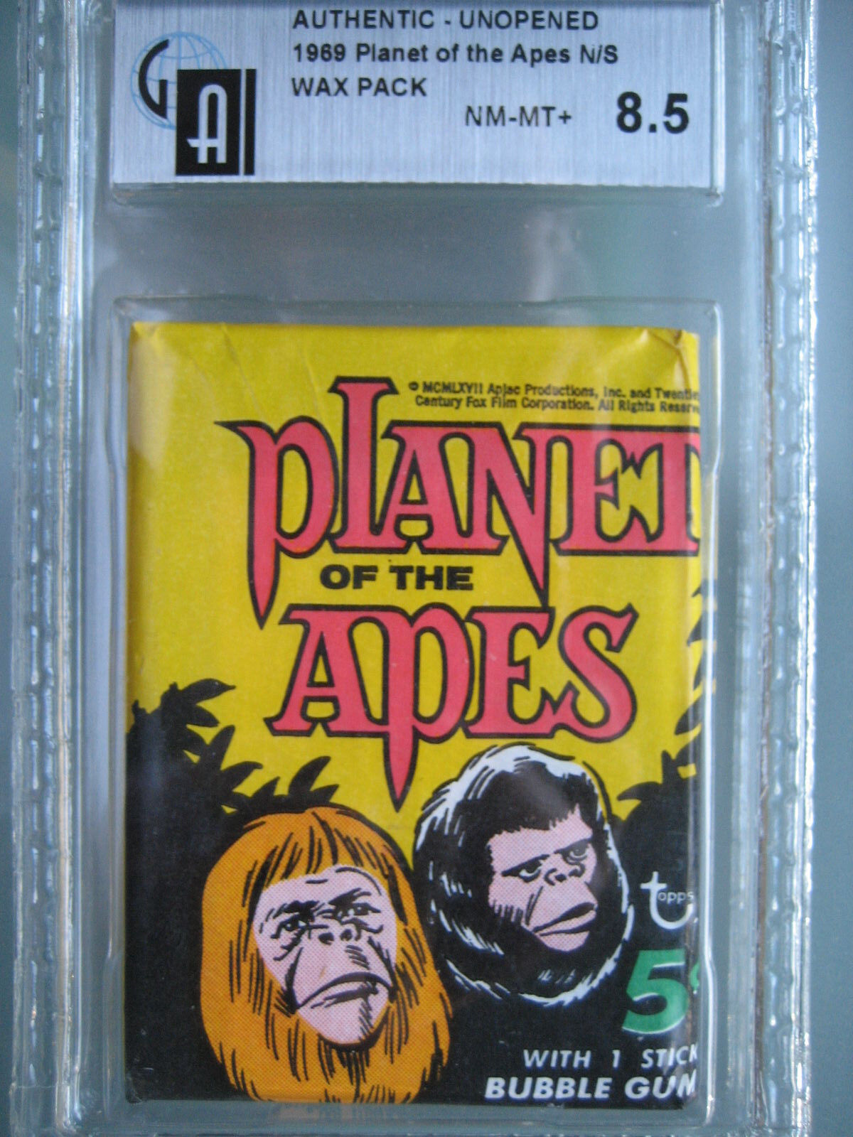 1969 Topps Planet of the Apes Wax Pack Graded GAI 8.5 **Rare** Color Photo Cards