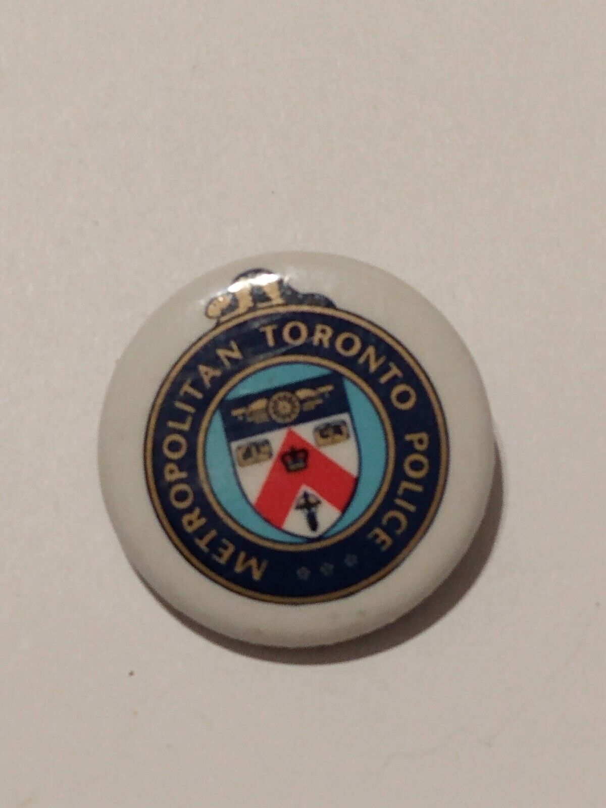 Metropolitan Toronto Police Button Lapel Pin