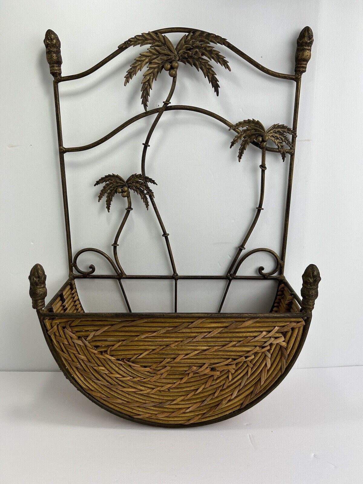 Vintage Wicker/Rattan Metal Palm Tree Wall Hanging Basket, Super Cute