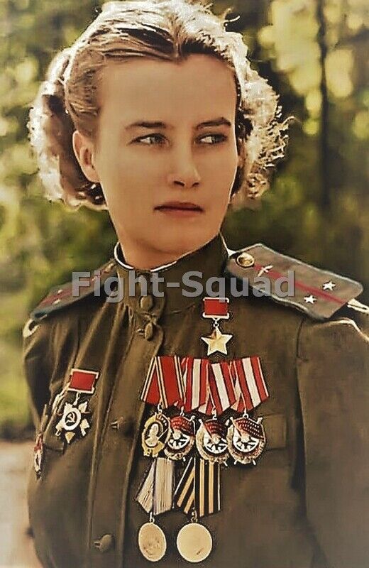 WW2 Picture Photo Soviet Lieutenant NATALYA KRATSOVA 982 bomber missions 4175