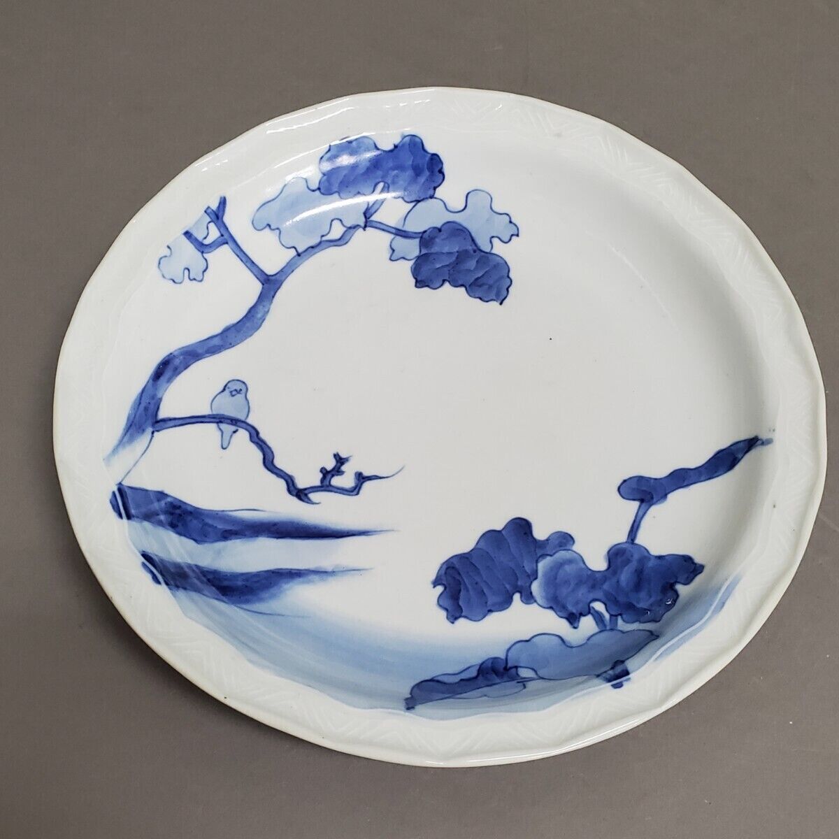 Old Imari Arita ware blue and white plate 24.5cm