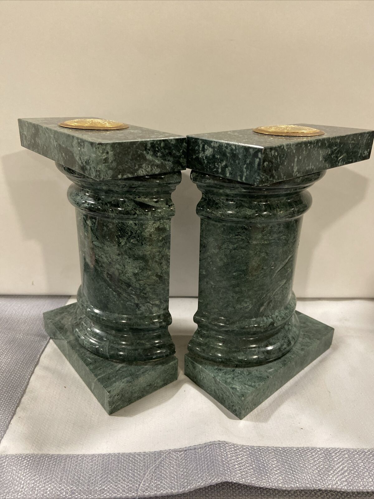 Solid Green Marble Pillars / Columns Bookends With Medallion Presidents Club