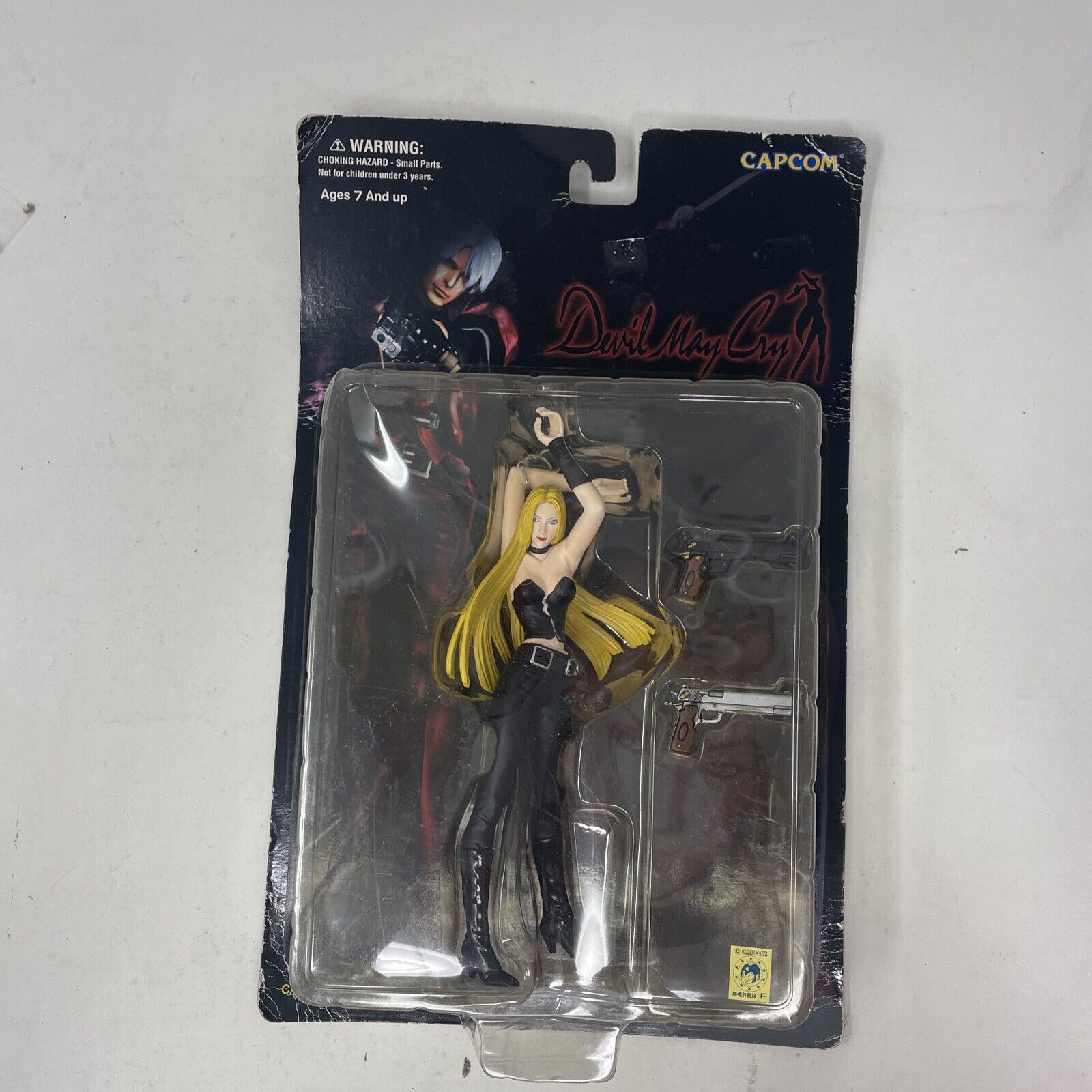 Devil May Cry Trish Action Figure ToyCom Capcom 2001 New Damaged Card
