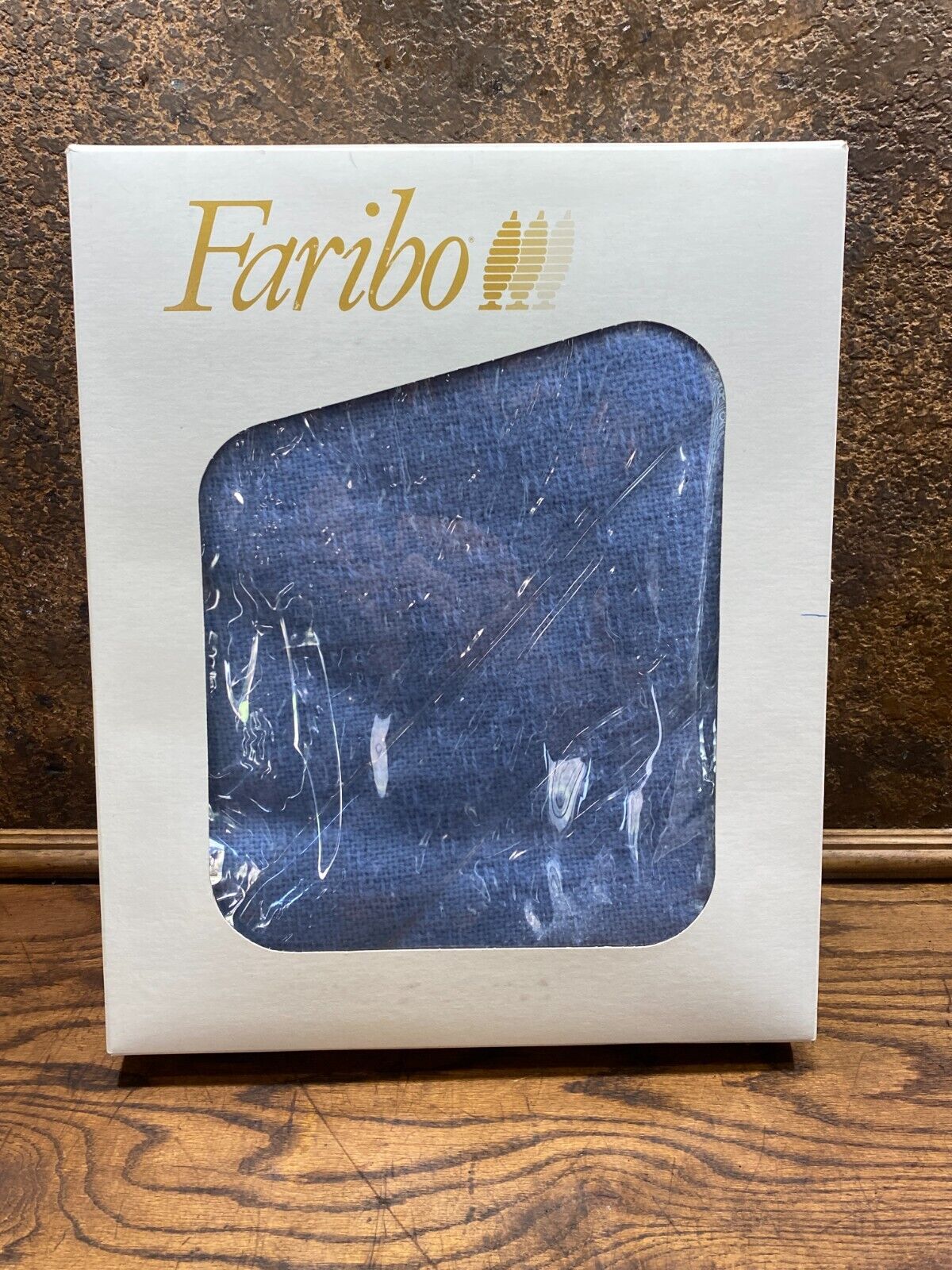 Vintage Faribo NOS Inheritance Afghan Throw Blanket  New in Box ~ Blue 50\