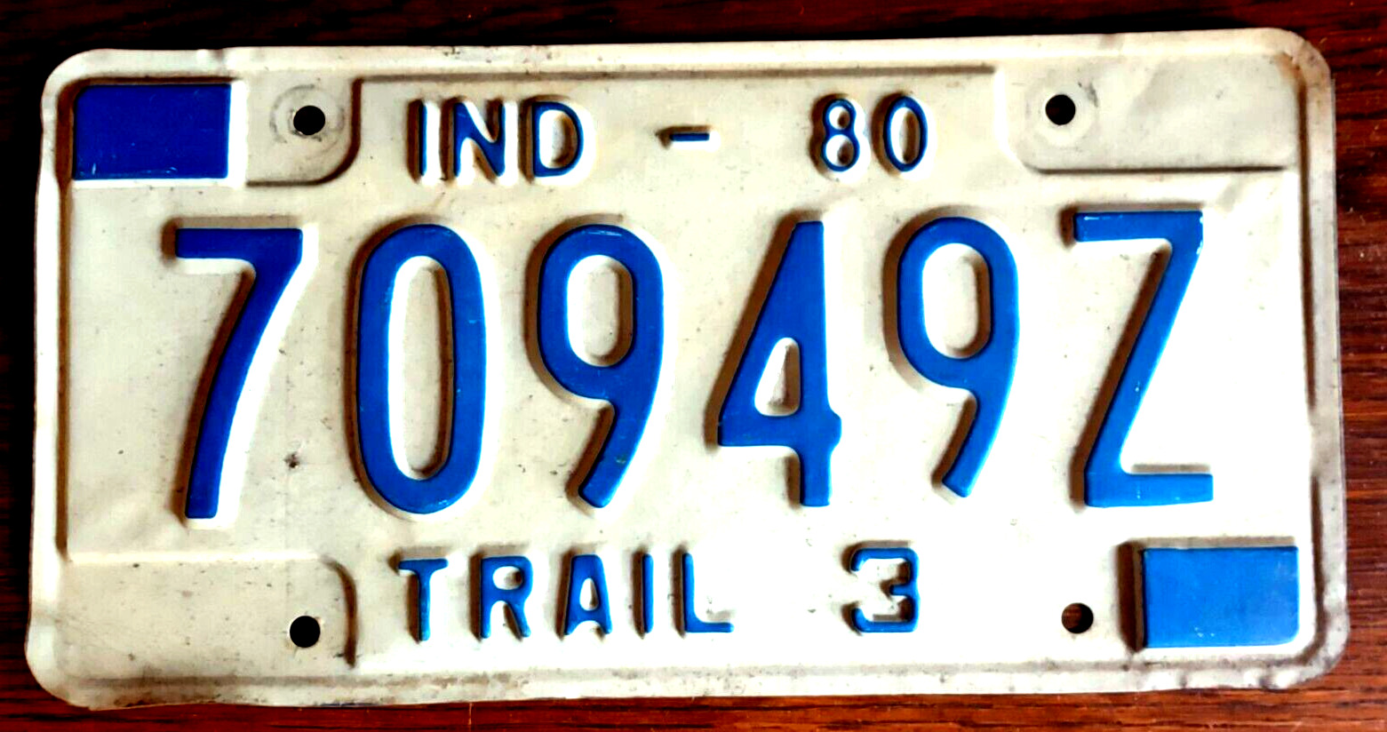 Indiana 1980 Blue on White Metal Expire License Plate Tag 70949Z Trail 3 Trailer