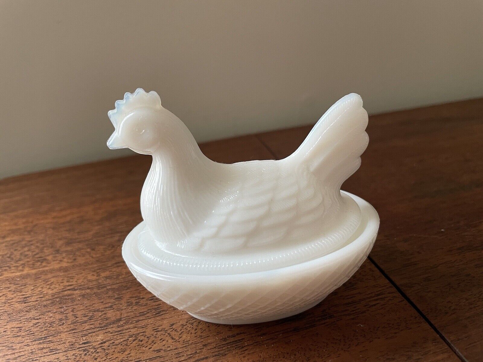 Vintage Small HON Hen On Nest White Milk Glass Chicken Easter Country Decor Gift
