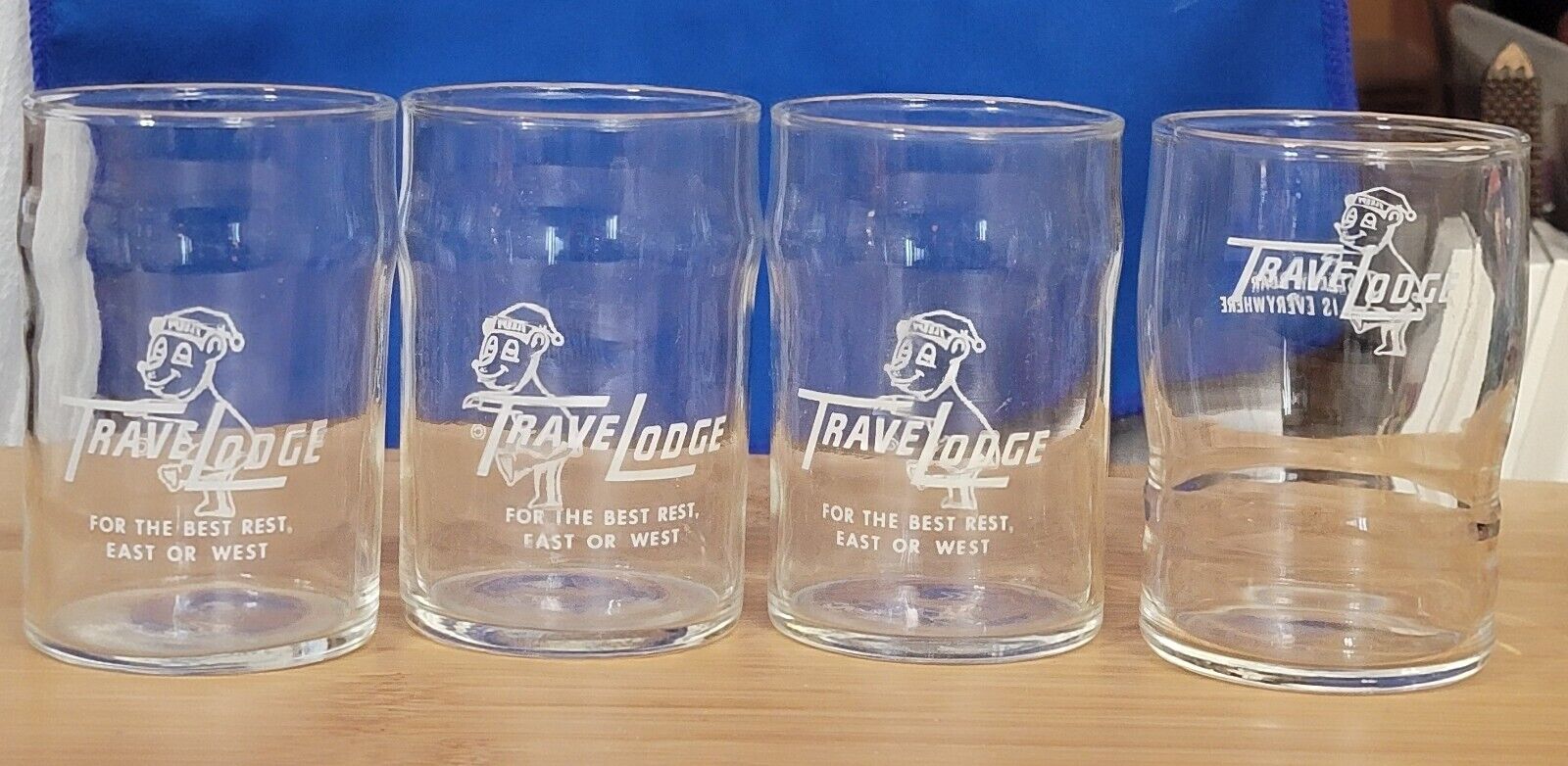 4 Rare Vtg TraveLodge Motel Drinking Glasses Featuring the Sleepy Bear Mascot