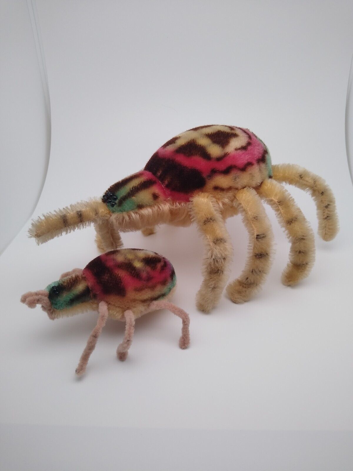 Lot of 2 - 1960s Vintage Germany Steiff Large Spidey and Small Spider Spiders