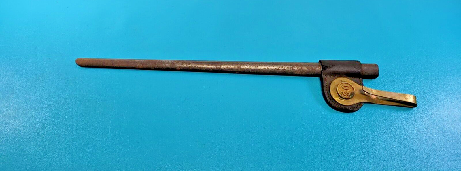 Antique U.S. Military Model 1873 Rifle Bayonet Scabbard + Brass Belt Hook Frog