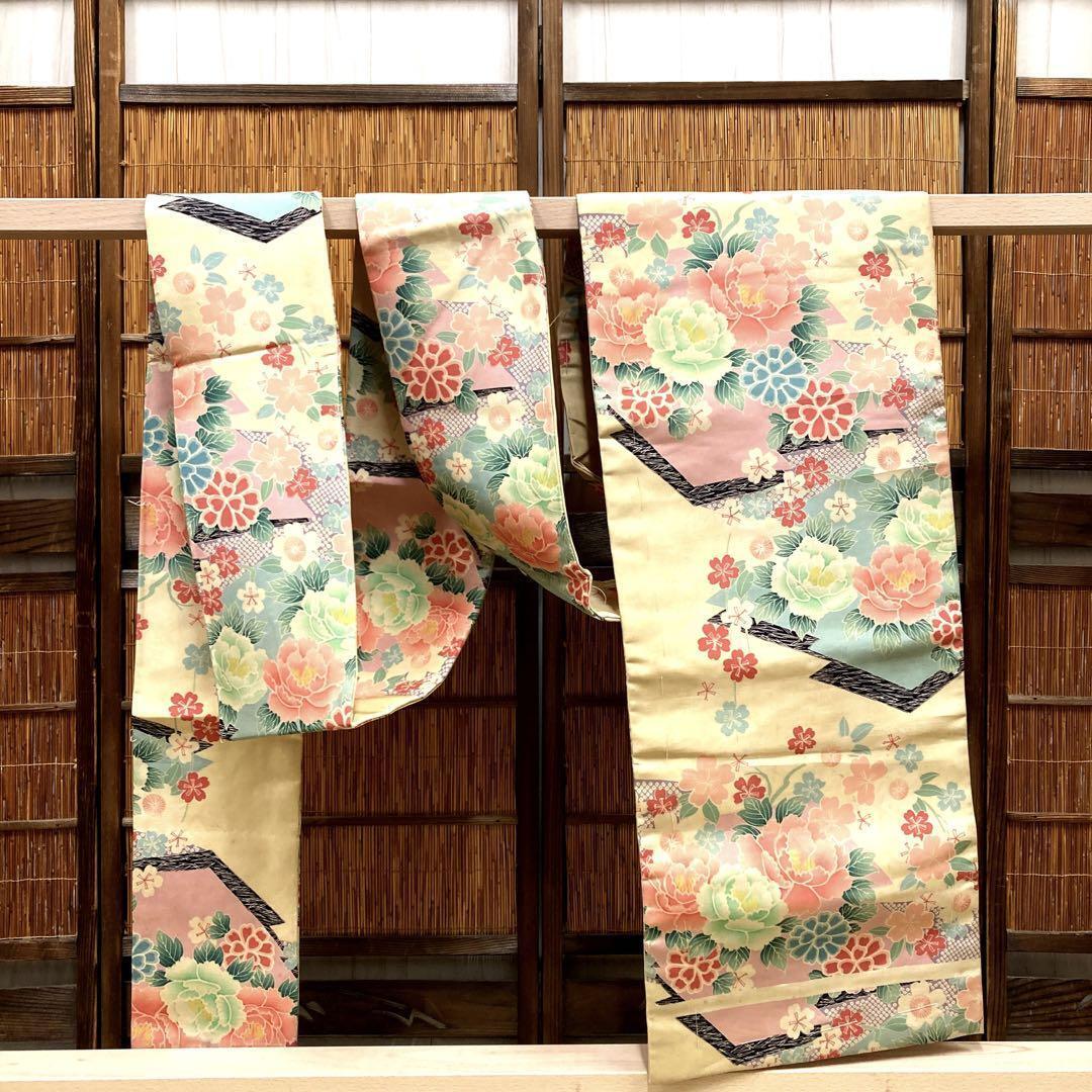 IK-785 Gorgeous antique Nagoya obi, Taisho-roman pattern, pure silk