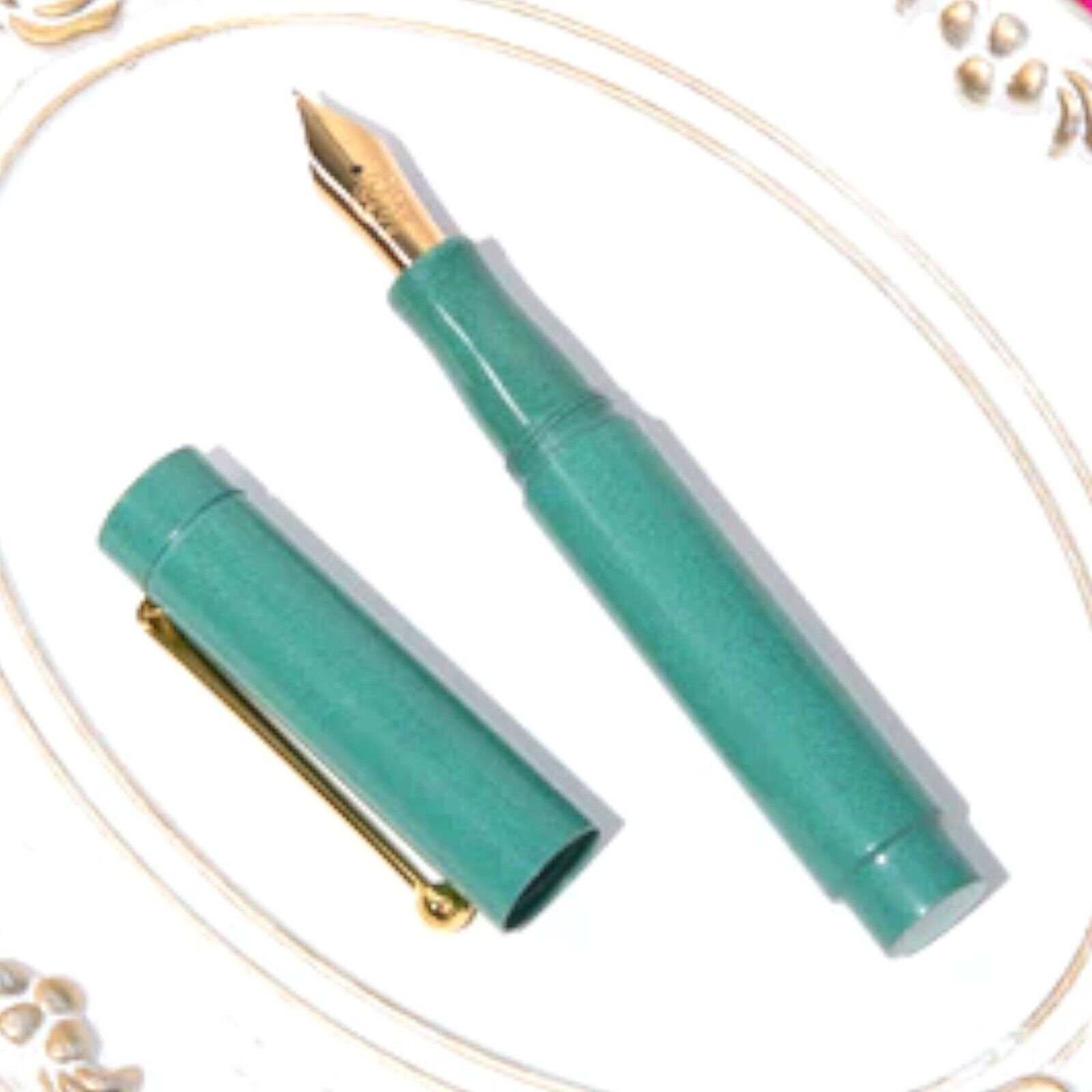 Eboya Tan-Pen Ebonite 14K Fountain Pen Kingfisher Jade Green M Nib NEW