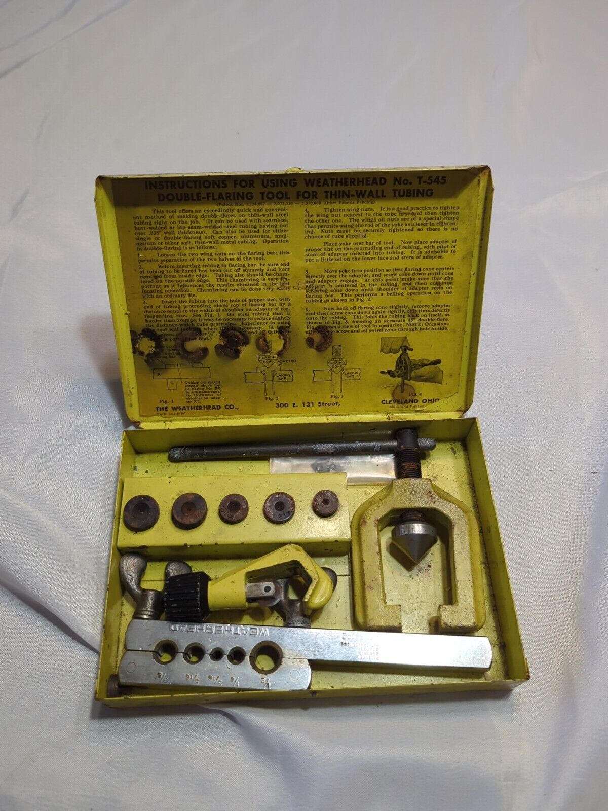 Vintage Weatherhead T-545 Double Flaring Tool with Original Metal Box Complete