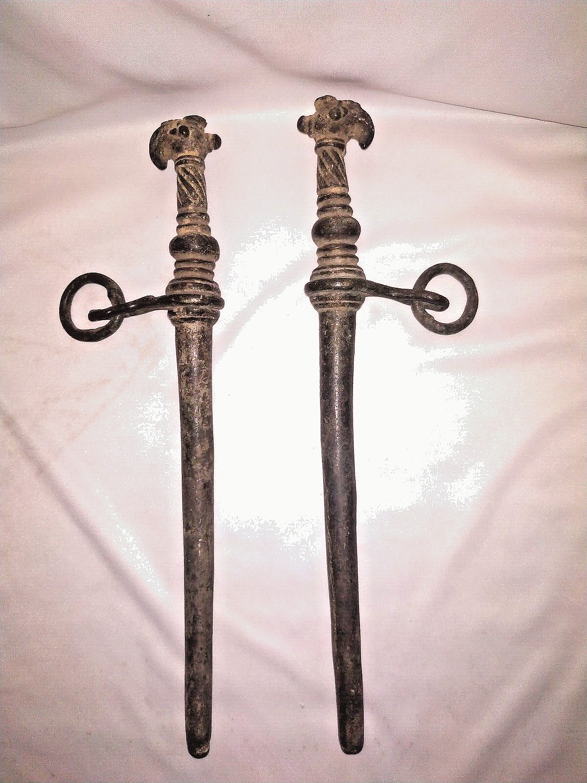 ANTIQUE TRADITIONAL INDIAN BRONZE PARROTE SHAPE PAIR RODS YOKES FOR BULLOCK CART