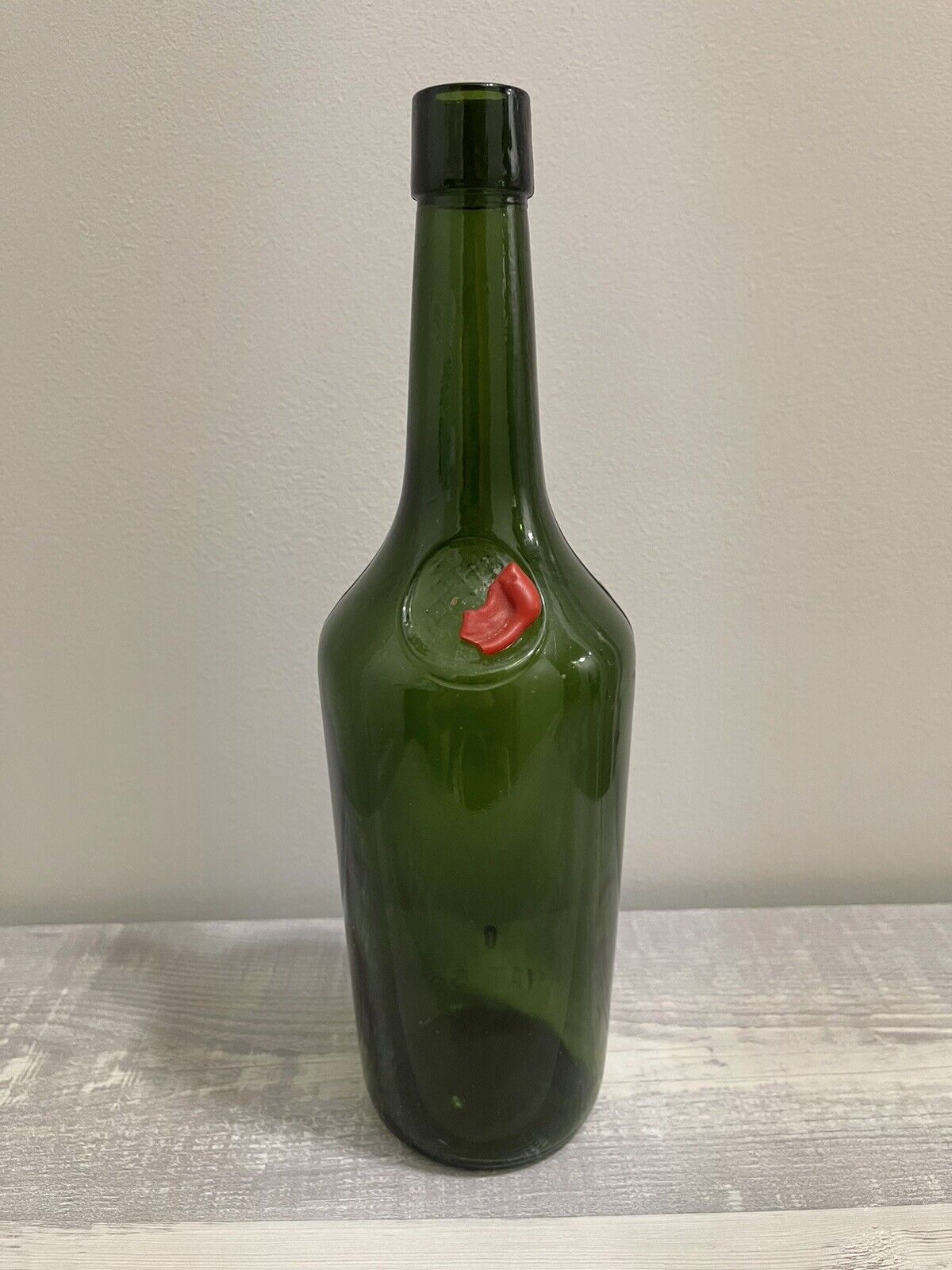 Vintage 1950's VAT 69 W.M. Sanderson & Son Scotch Whiskey Bottle LEITH SCOTLAND