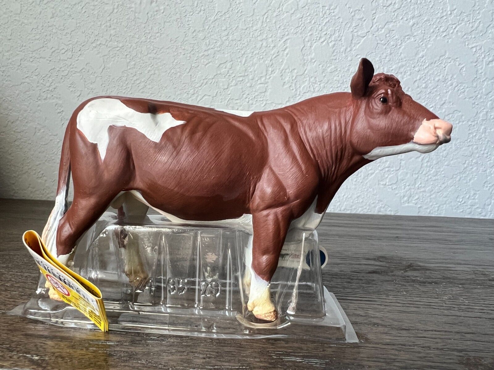Safari Ltd RED HOLSTEIN BULL Cow Farm Animal Figure Retired 249529 Rare NEW