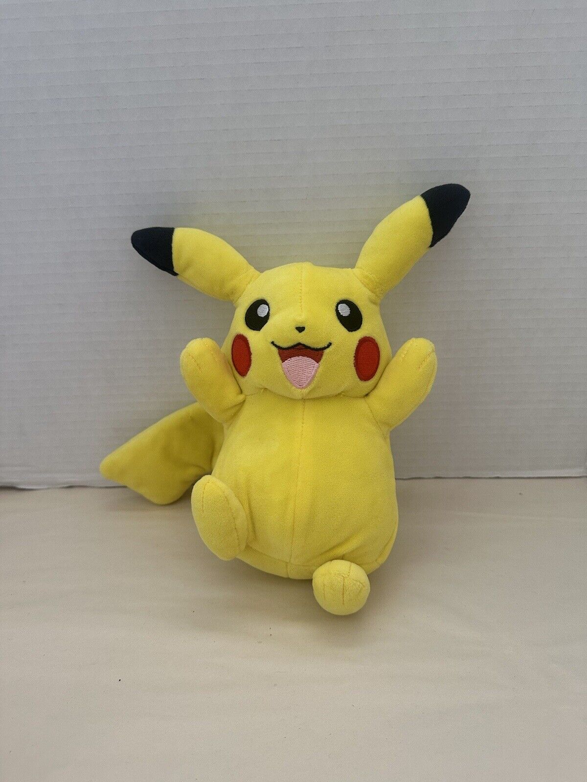 Small Plush Pokemon Pikachu Stuffed Toy