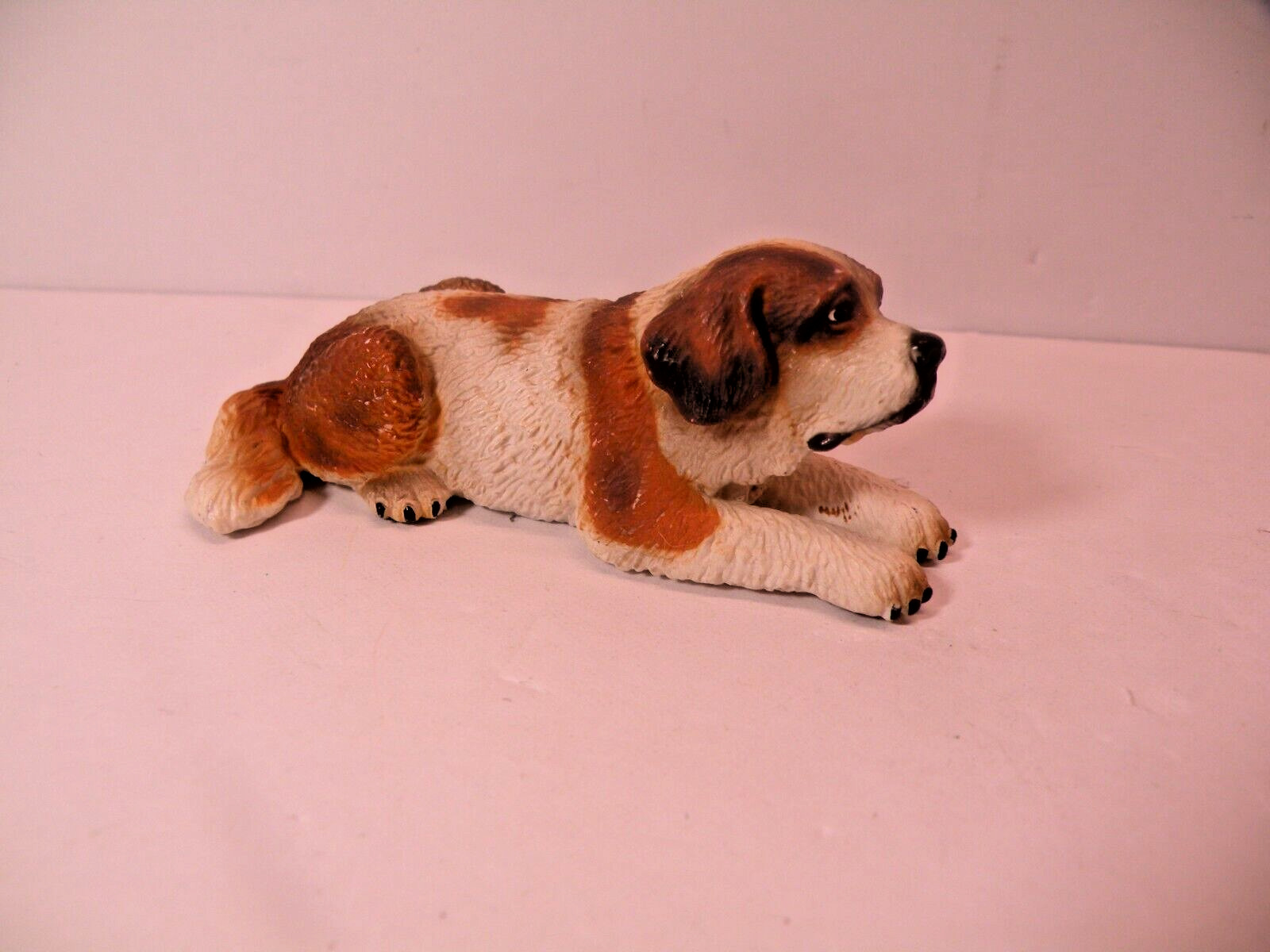 2008 Schleich Female Saint Bernard Dog Laying Down Retired Animal Figure