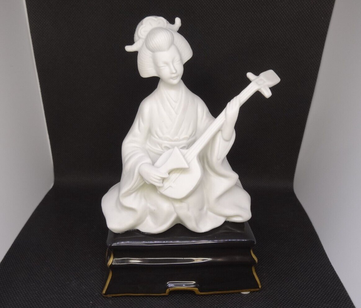Towle Musical Fine White Porcelain Bisque Geisha Playing Shamisen Figurine