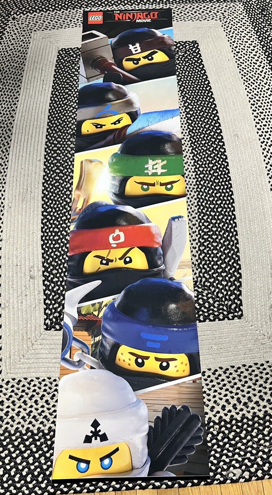 The LEGO Ninjago Movie Display Retail Store Banner Flag Rare Minifigures