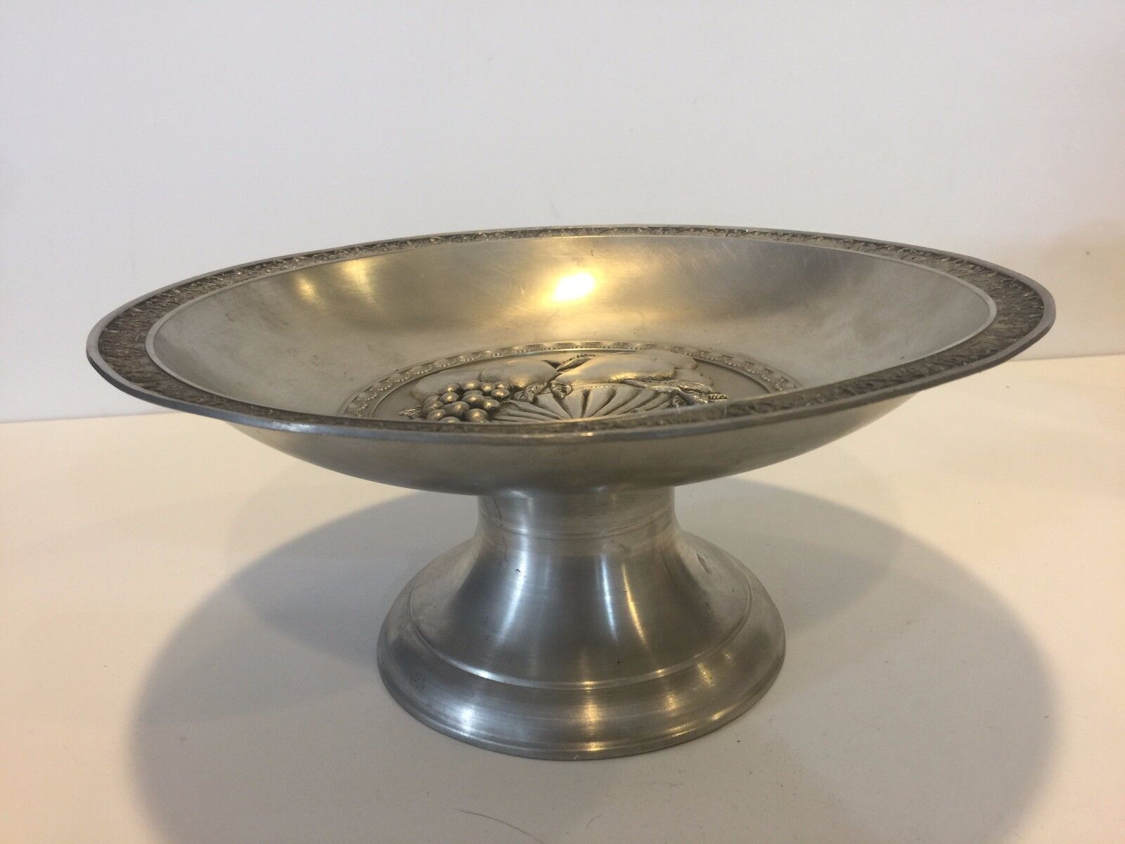 Vintage 95% Etain Pewter Fruits Centerpiece Footed Bowl, 11 7/8\