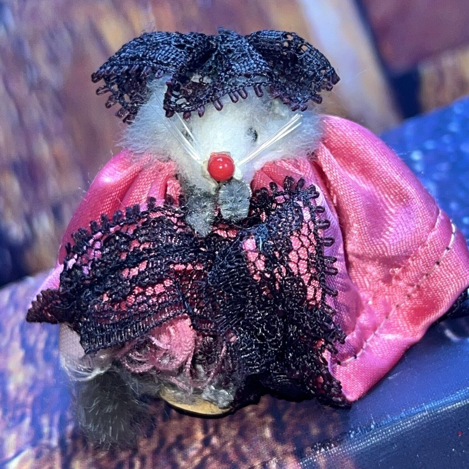 VTG The Little Mouse Factory Dressed USA Real Fur Pink Fancy Hat Mouse Figurine