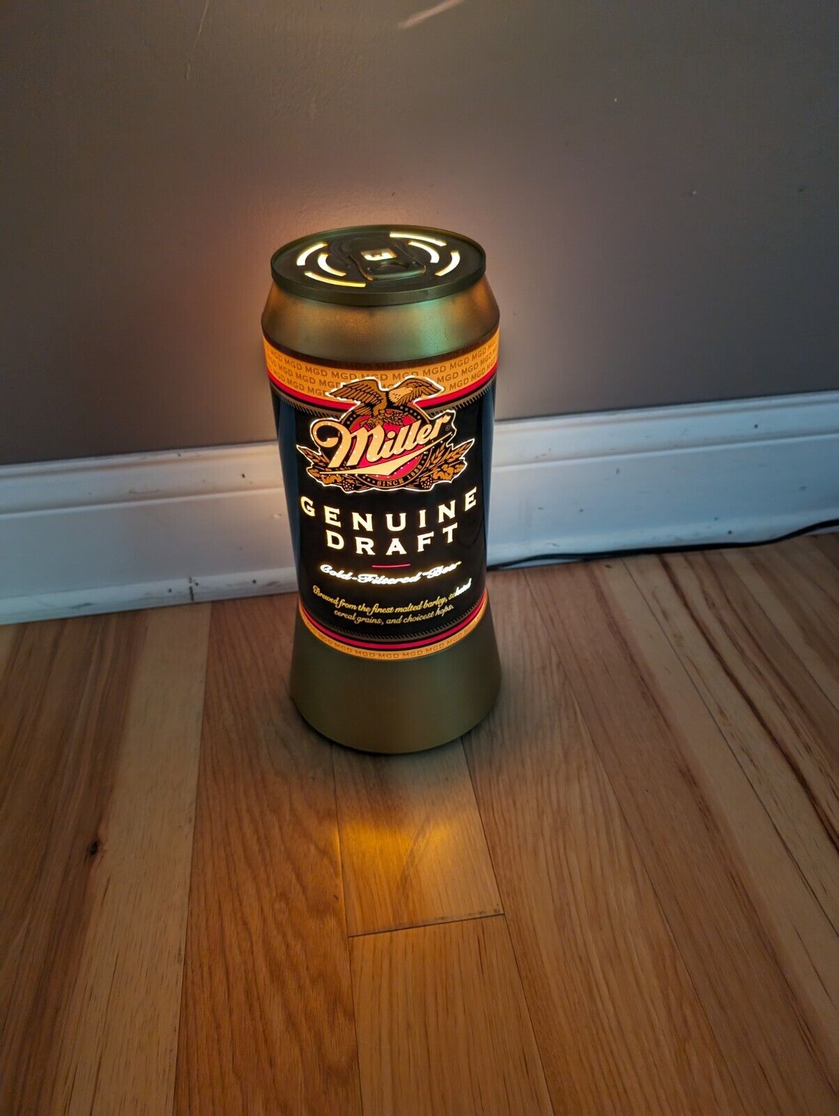 Vintage Miller Genuine Draft Beer Can Motion Lighted Sign Read Description MGD
