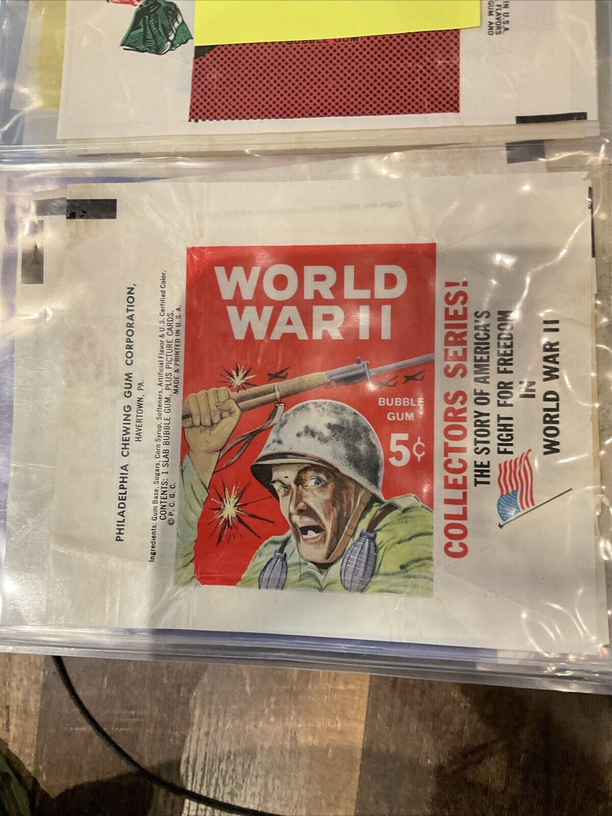 1965  PHILADELPHIA  WORLD WAR 11   5 Cent   WAX WRAPPER   AWESOME