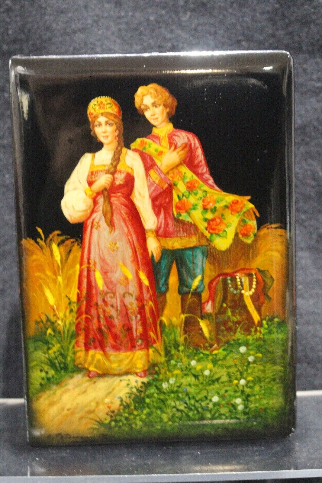 1989 Fedoskino Signed Hand Painted Russian Lacquer Box