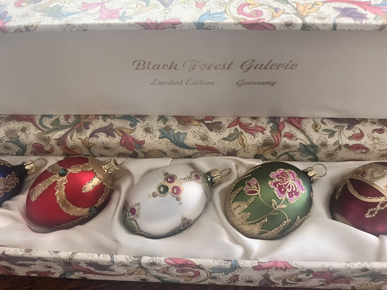 Oberfrankische Glass Egg Ornaments Made in Germany 6 Hand Painted Museum Company