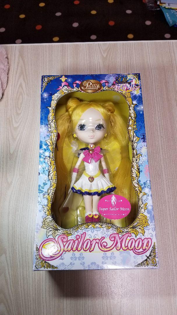 Rare Pullip Super Sailor Moon Premium Bandai Limited Edition from Japan