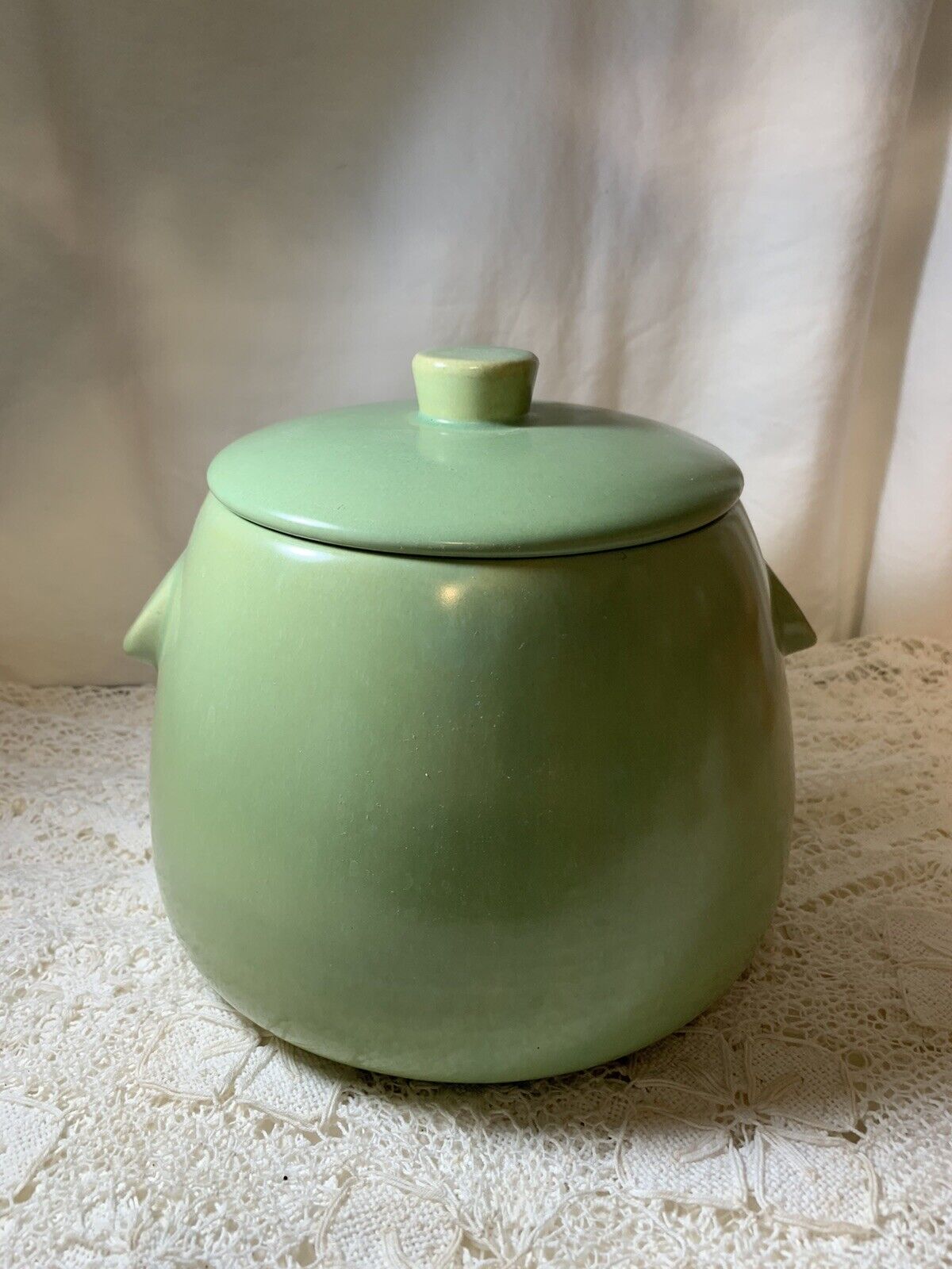 La Solans Green Bean Pot 5 1/2 “ X 6 1/2 Wide Vintage