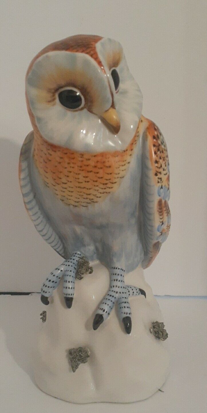 Vintage Mottahedeh Owl Blue White Brown Italy Hand Painted Figurine 7 1/2”
