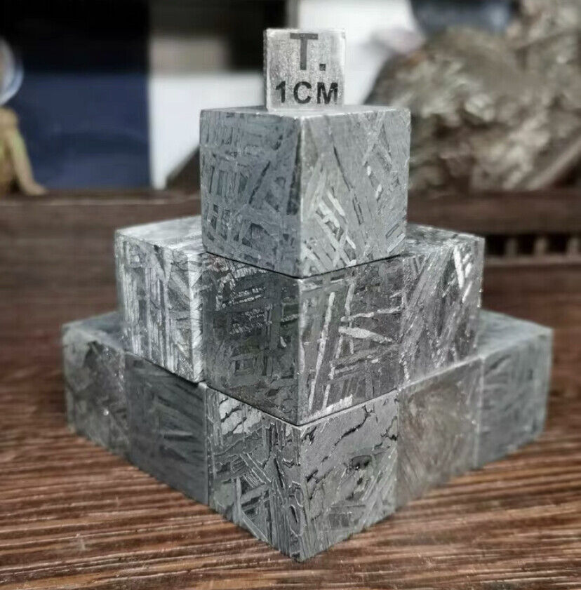 Aletai iron meteorite cube 20*20*20mm 1pc exquisite meteorite cube random
