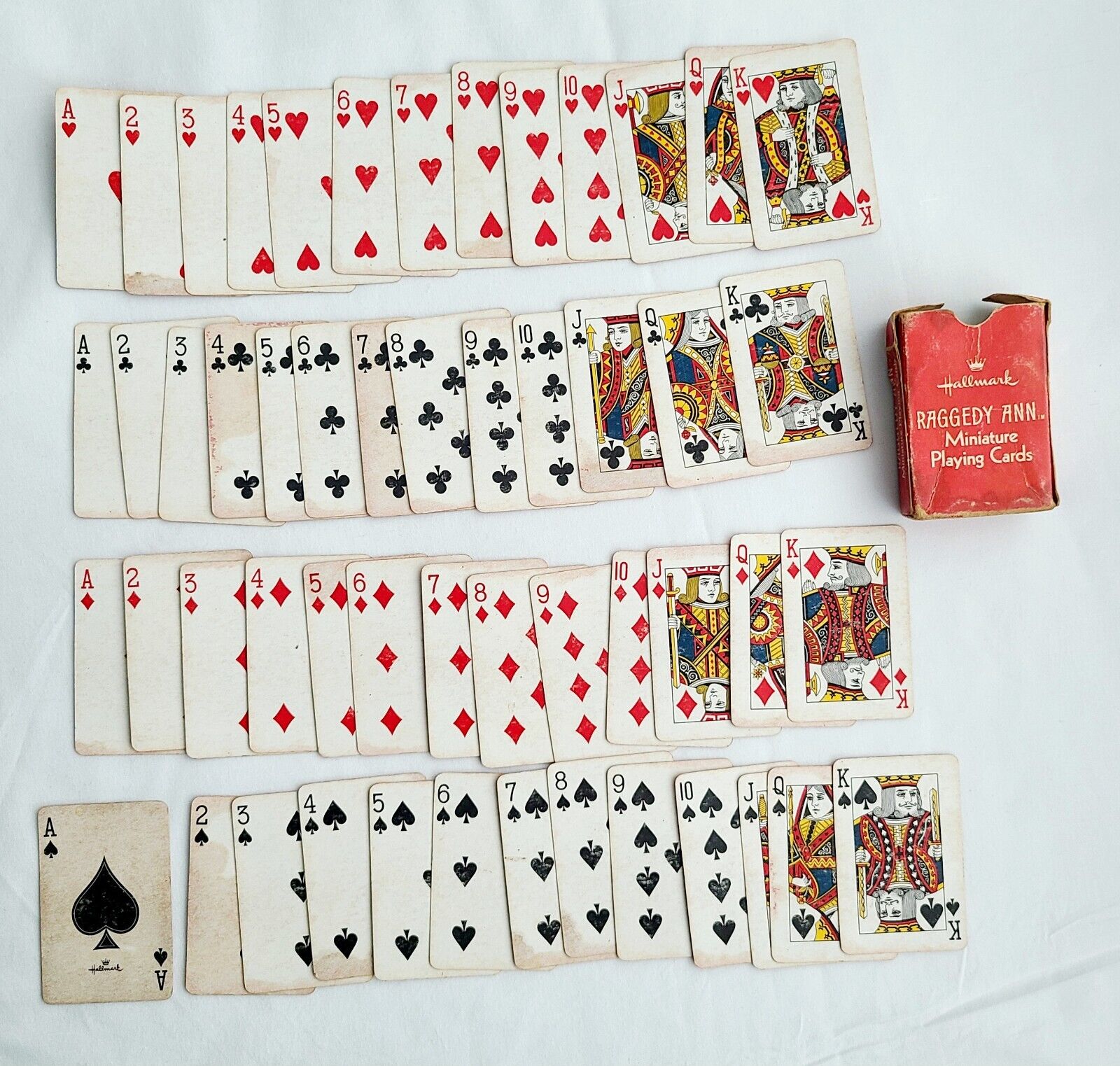 Vintage Hallmark 1974 Raggedy Anne Miniature Playing Cards 1 3/4 × 2 1/2