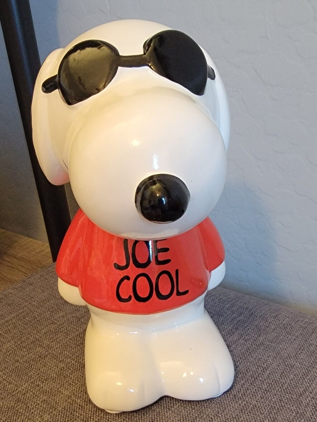 2015 Peanuts Worldwide LLC Joe Cool Snoopy Ceramic Bank  8\