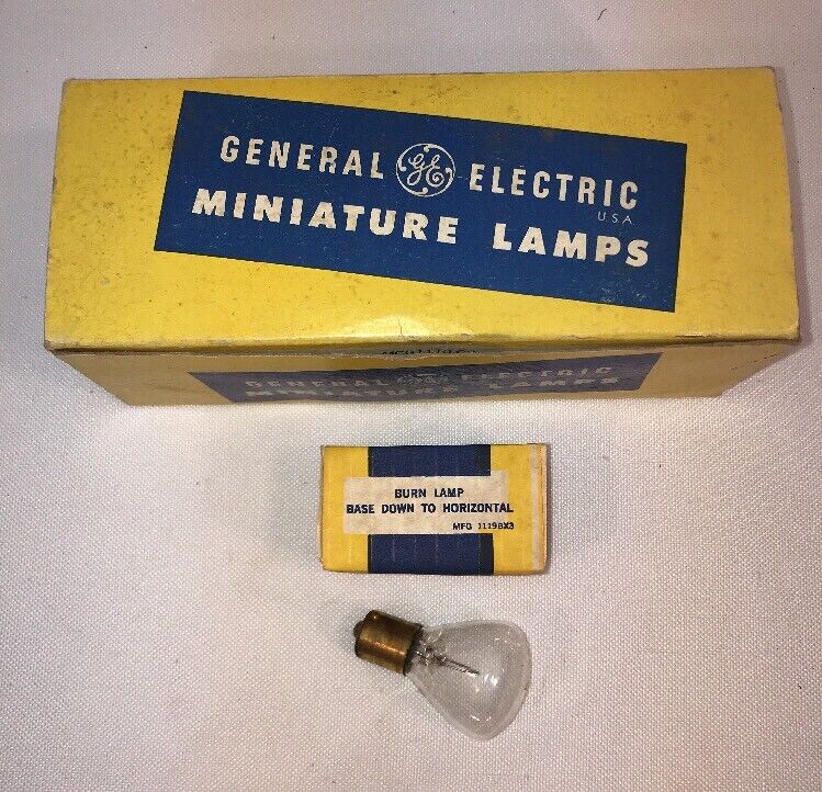 Vtg NOS General Electric GE #1621 Burn Miniature Lamp Light Bulbs Box Of 9