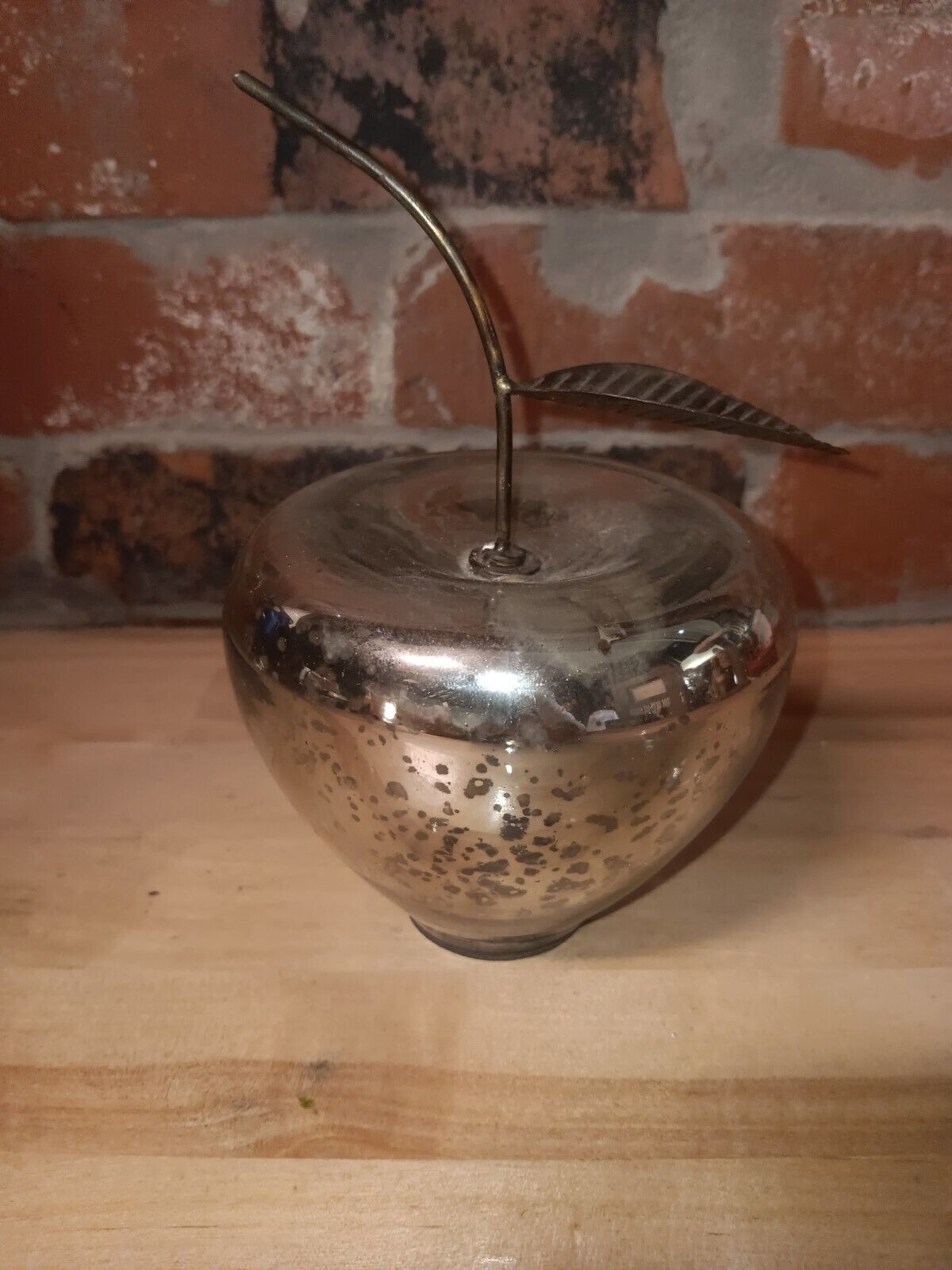 Vintage Metallic Glass Apple Copper Stem
