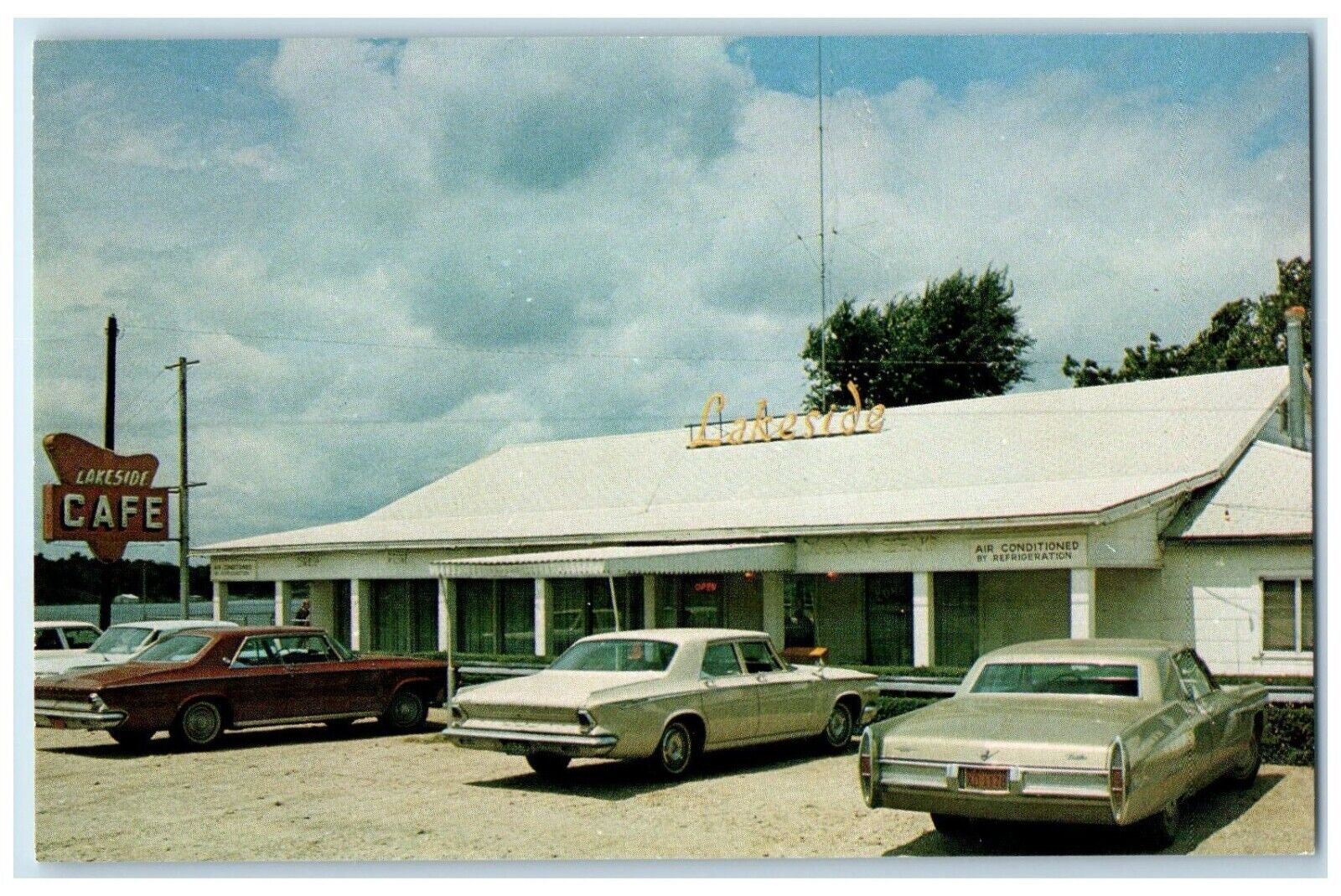 c1950\'s Lakeside Resort & Cafe Cars Grove Oklahoma OK Unposted Vintage Postcard