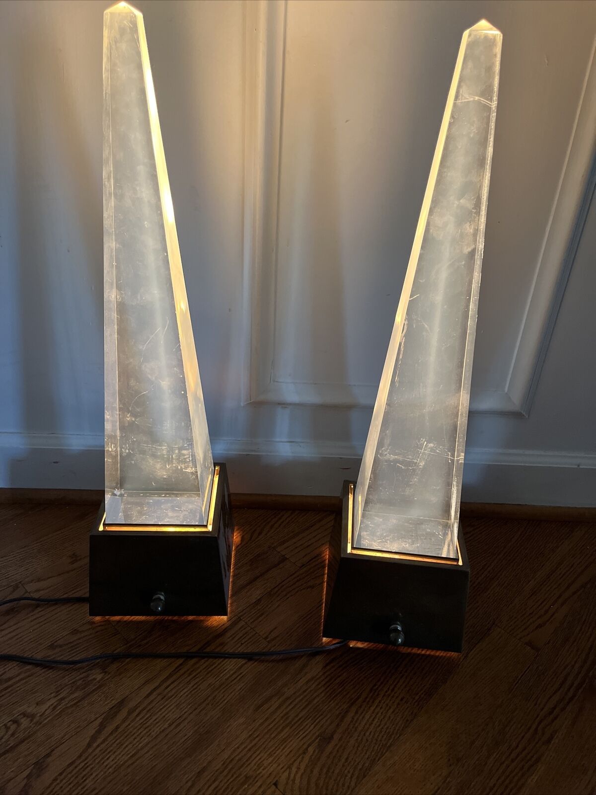 Pair Vintage 1977 Chapman Obelisk Lucite and Brass Table Lamp Wow Rare