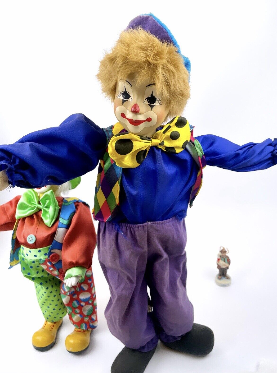 MAGNIFICENT Vintage XL Purple Standing Clown by GB Retailers 23”x 18”