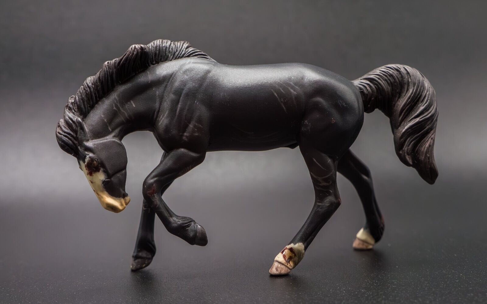 Custom Breyer Stablemate Rivet Mustang to Red Dead Redemption 1's Dark Horse