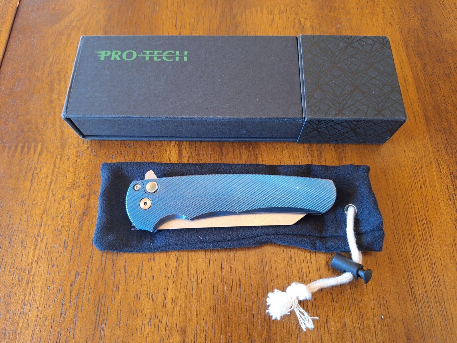 Pro-Tech Knives Malibu Titanium 5241-Blue
