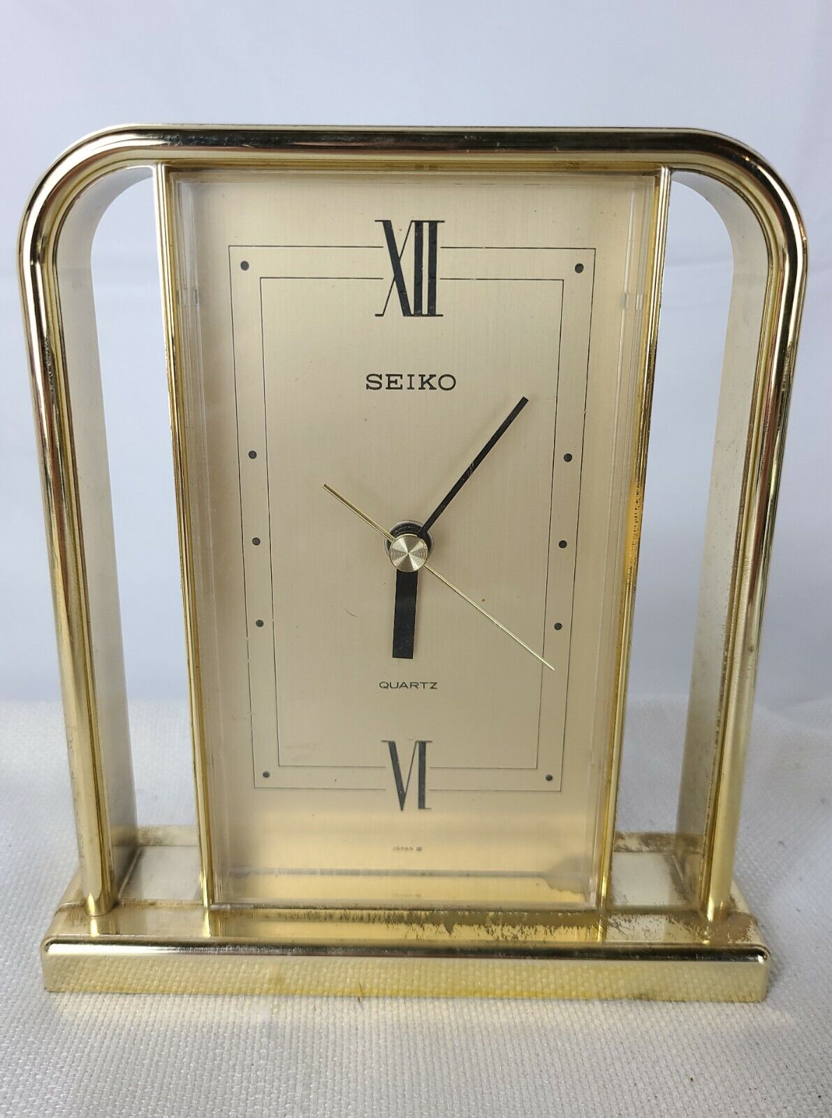 Vintage Seiko Quartz Desk Mantel Clock Japan Gold Tone Face QQZ163G