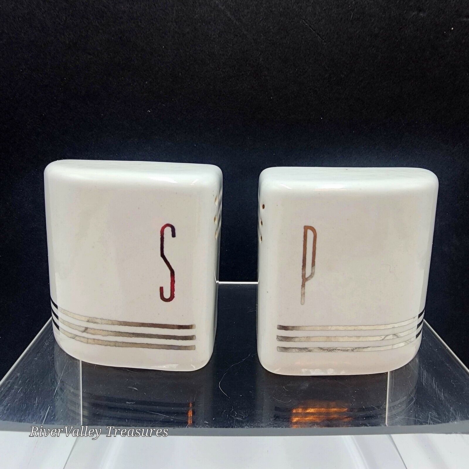 Vtg Art Deco Ceramic Airstream StoveTop Salt Pepper Shakers Pinstripe White Cafe
