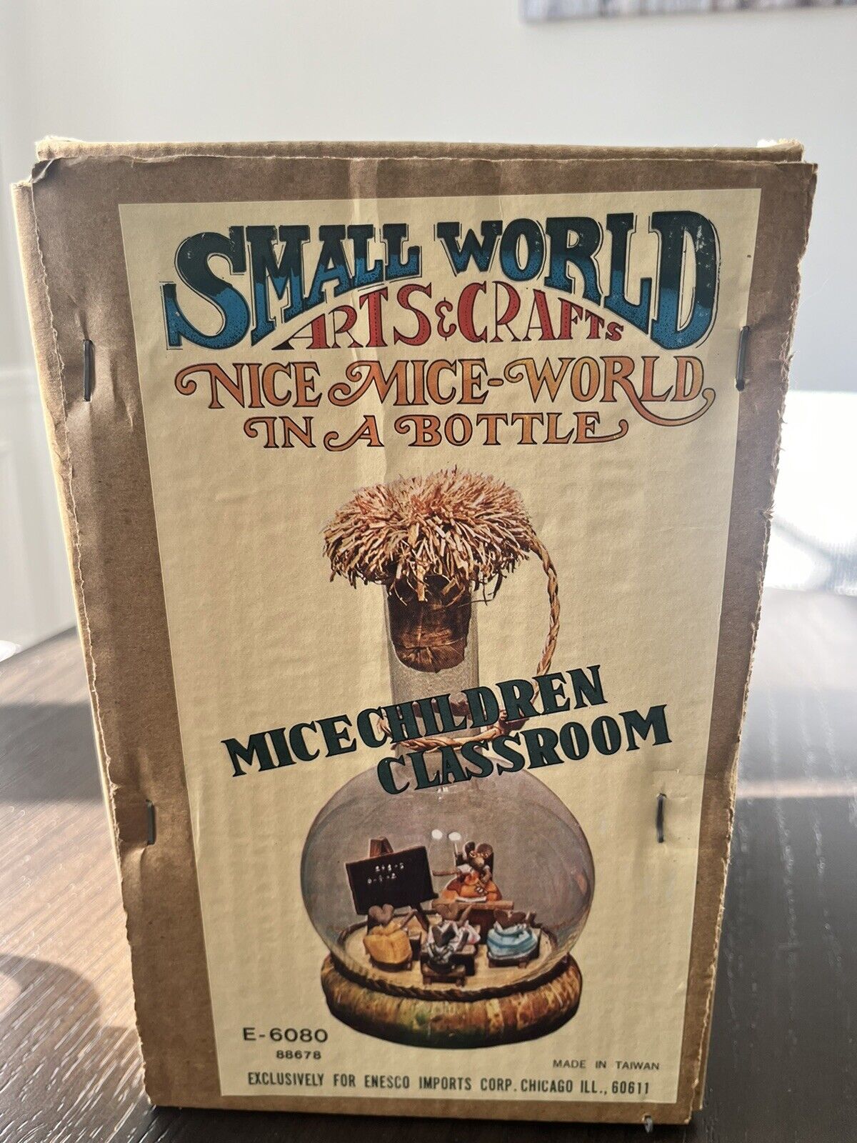 Vintage 1977  Small World Mice - World In A Bottle- Mice Classroom W/Box Teacher