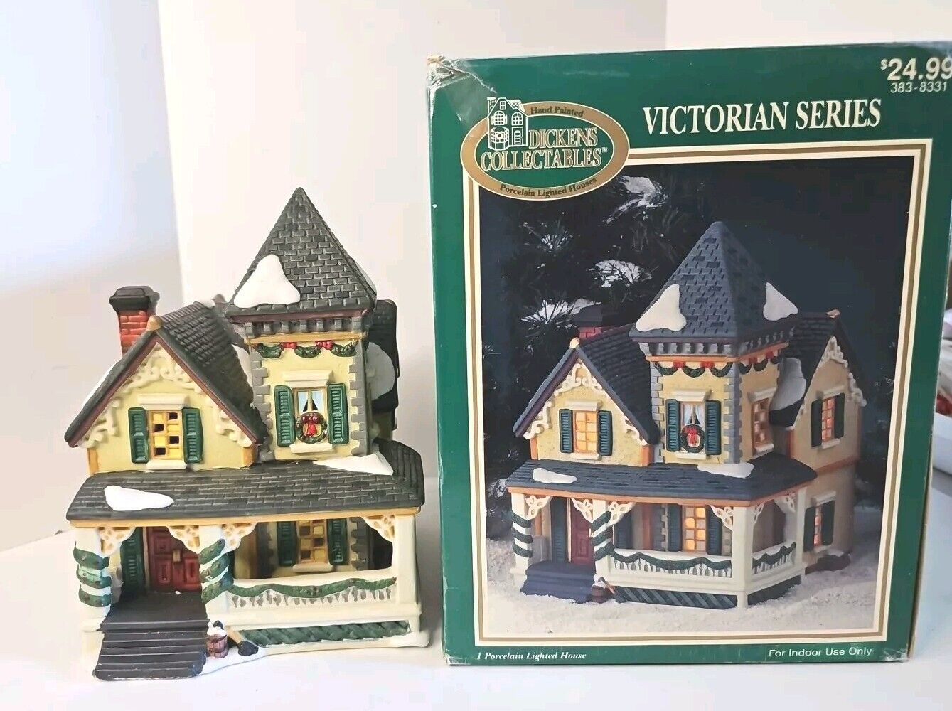 Dickens Collectables 1997 Victorian Series 383-8331  Porcelain Lighted House