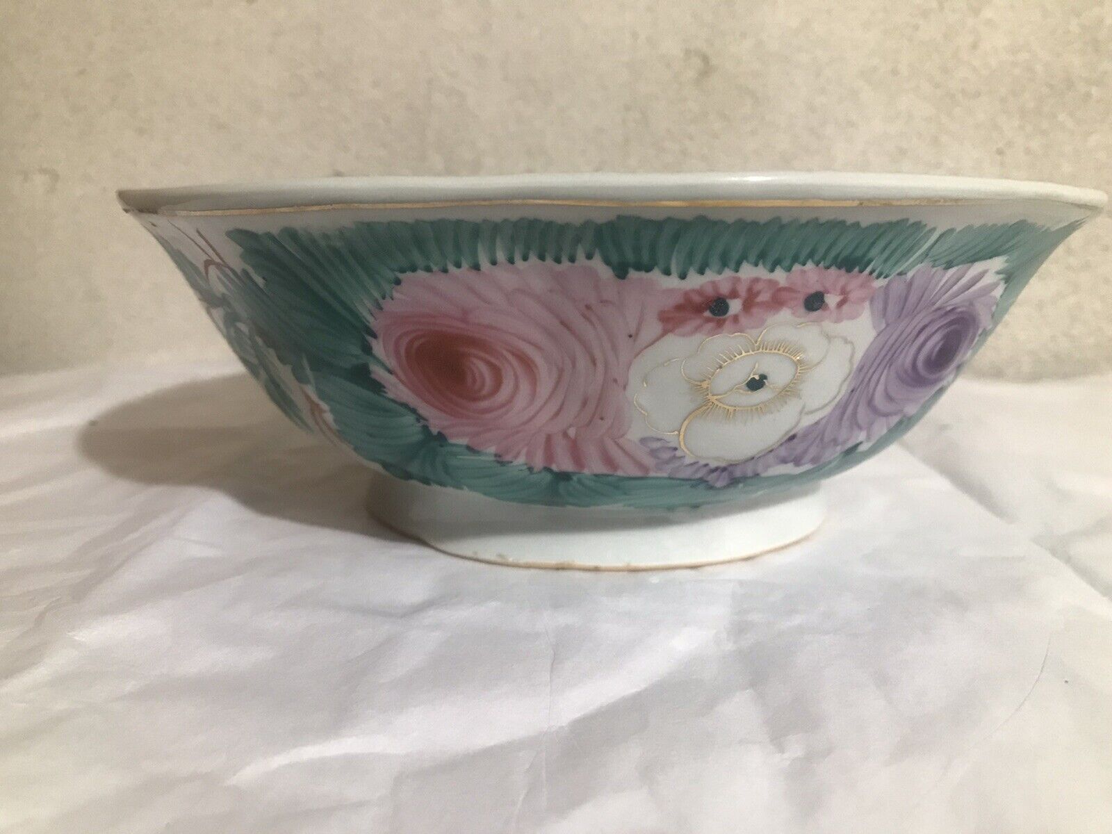 VTG Unmarked Chinese Porcelain 8.25” Soup Bowl Floral w Brush Calligraphy XLNT